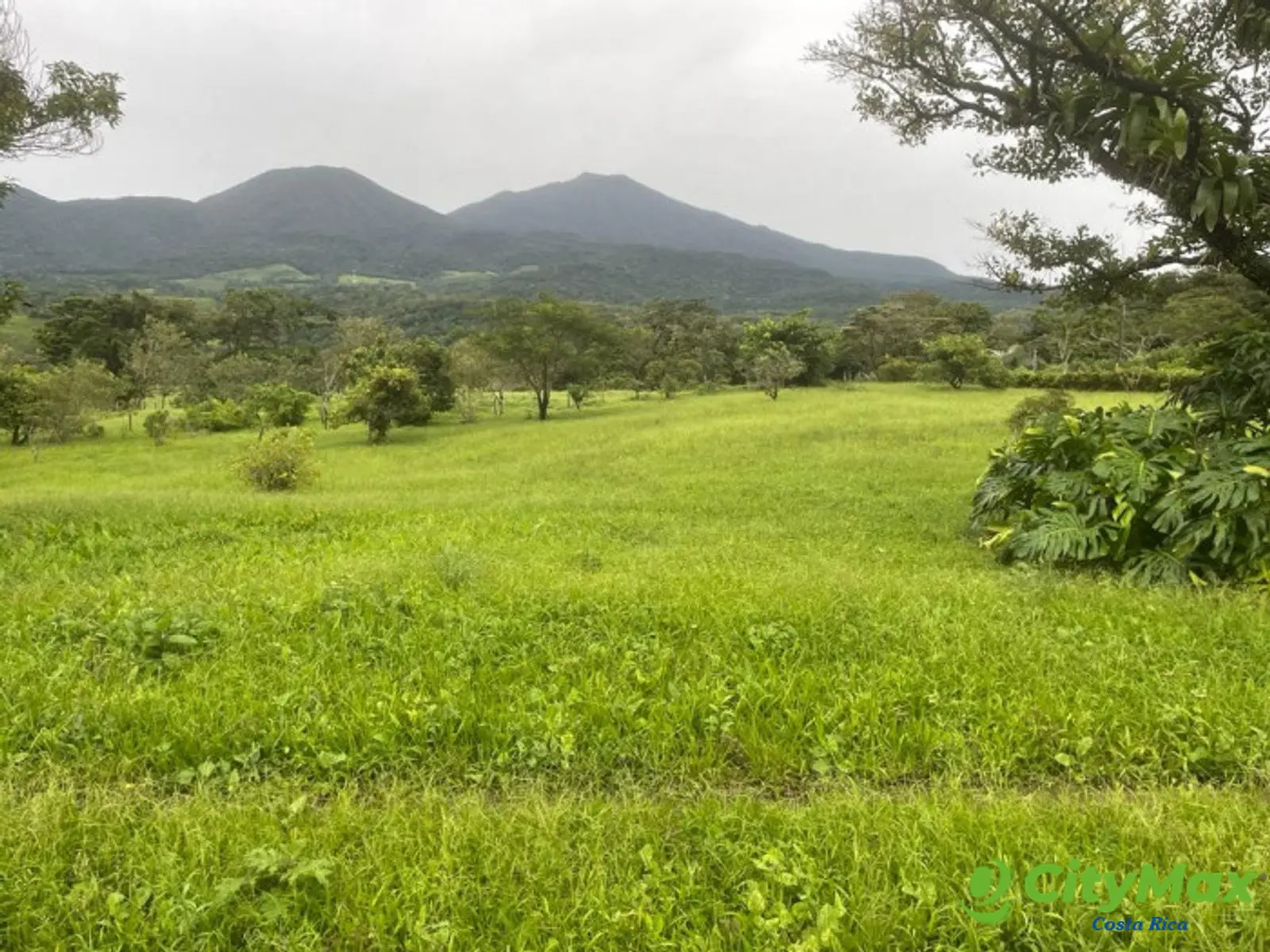 En Venta terreno en Rio Naranjo de Bijagua Guanacaste - foto 2