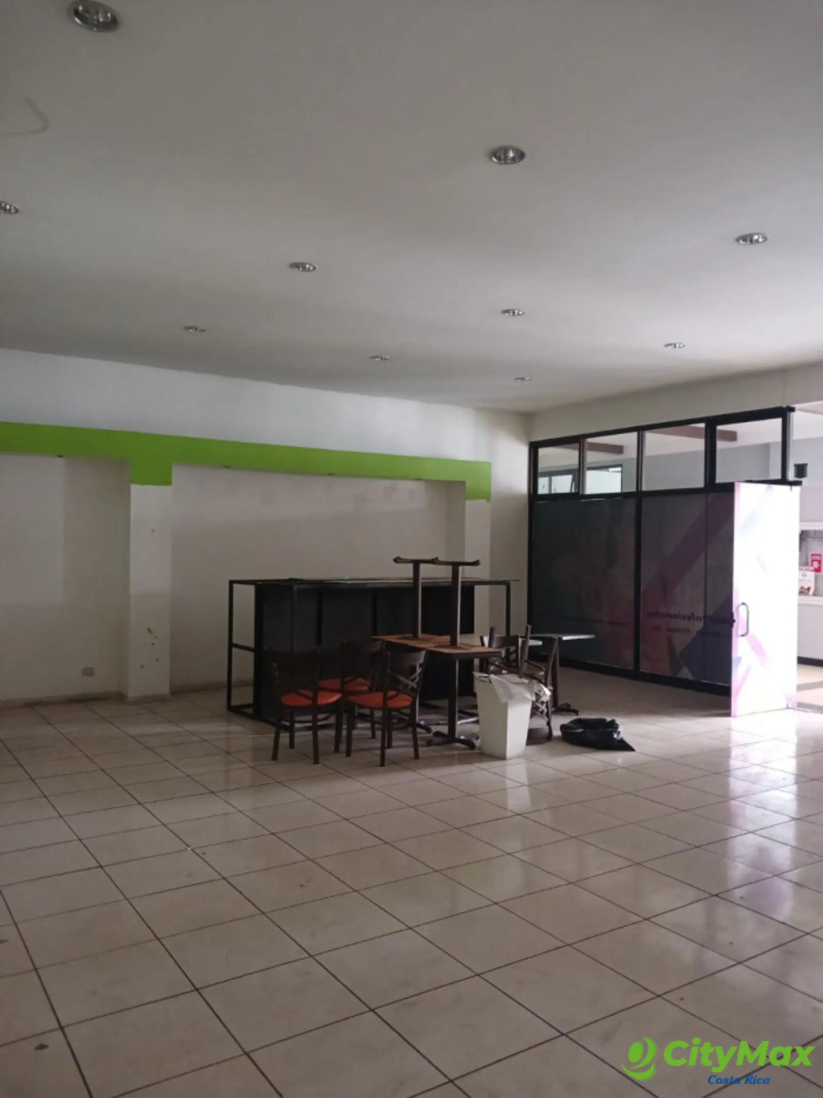 Local Comercial en Renta CC Plaza Rohrmoser San Jose - foto 7