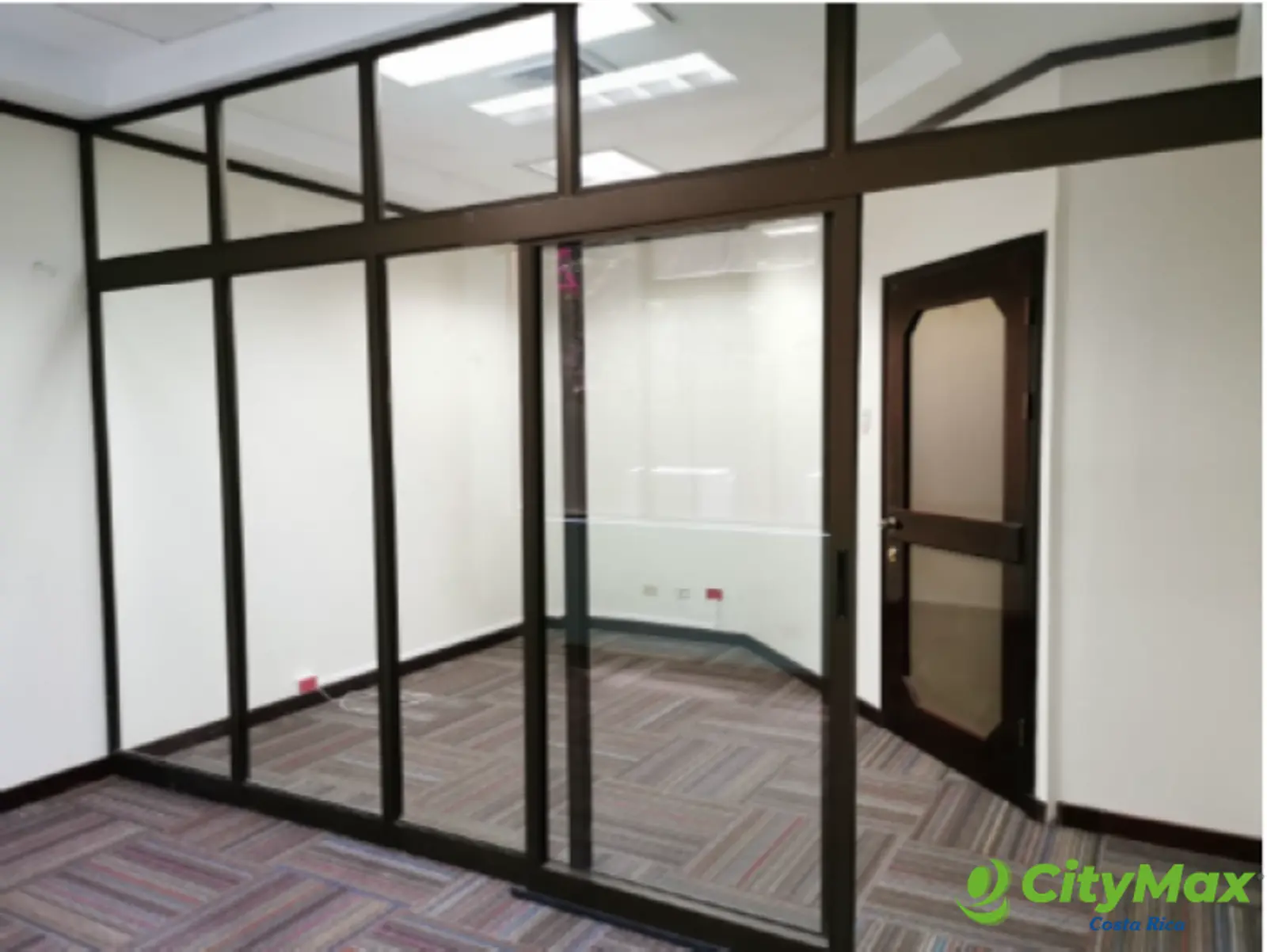 Oficinas en Alquiler con 1,056 m² en Barreal Heredia - foto 12