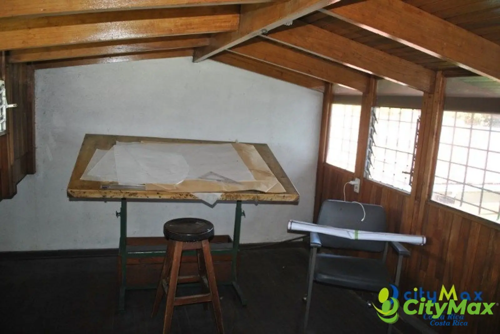 Casa en Venta en Alajuela Centro con Amplio Jardín - foto 8