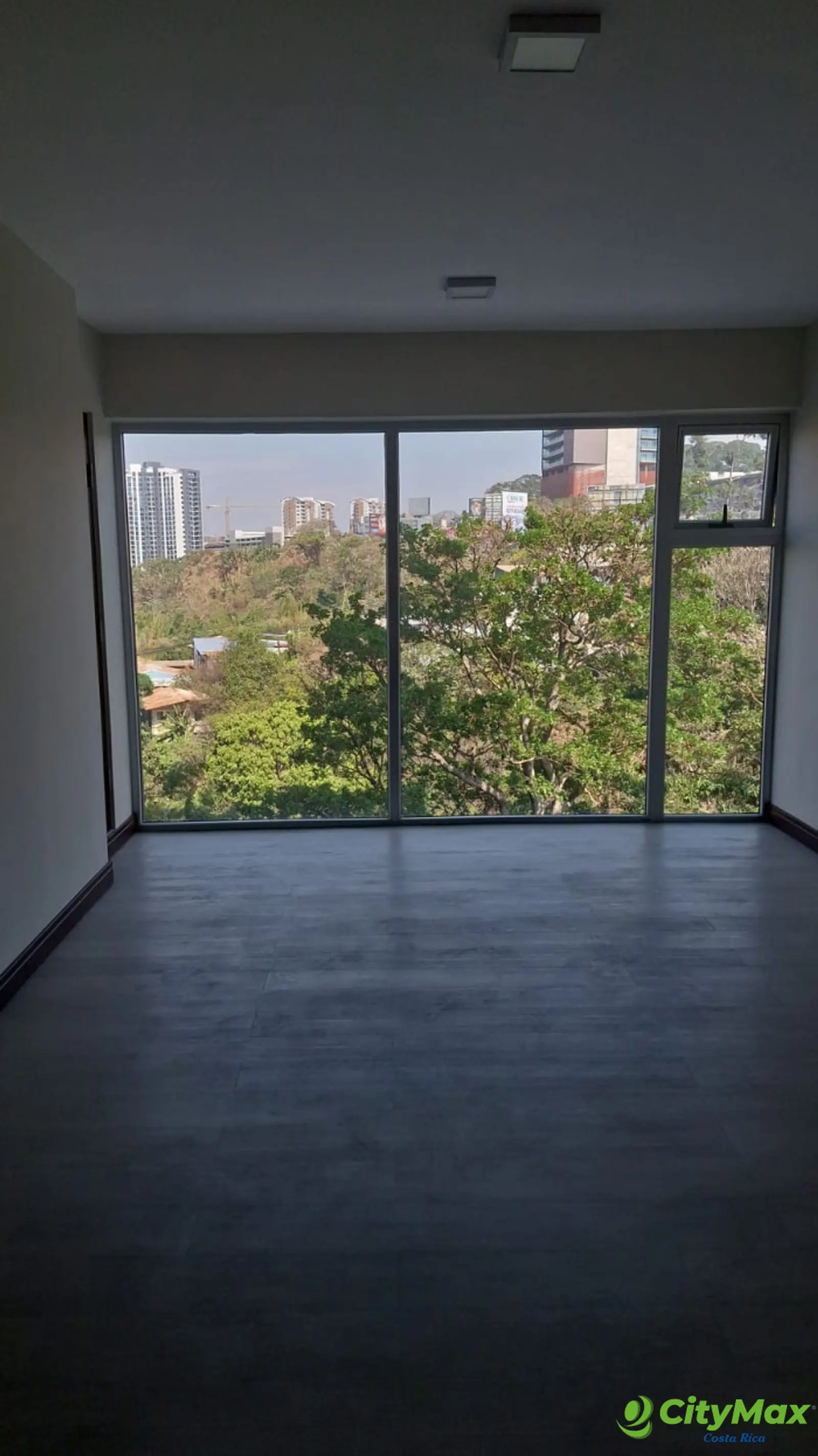 Apartamento Semiamueblado en venta Condominio, la Uruca - foto 8