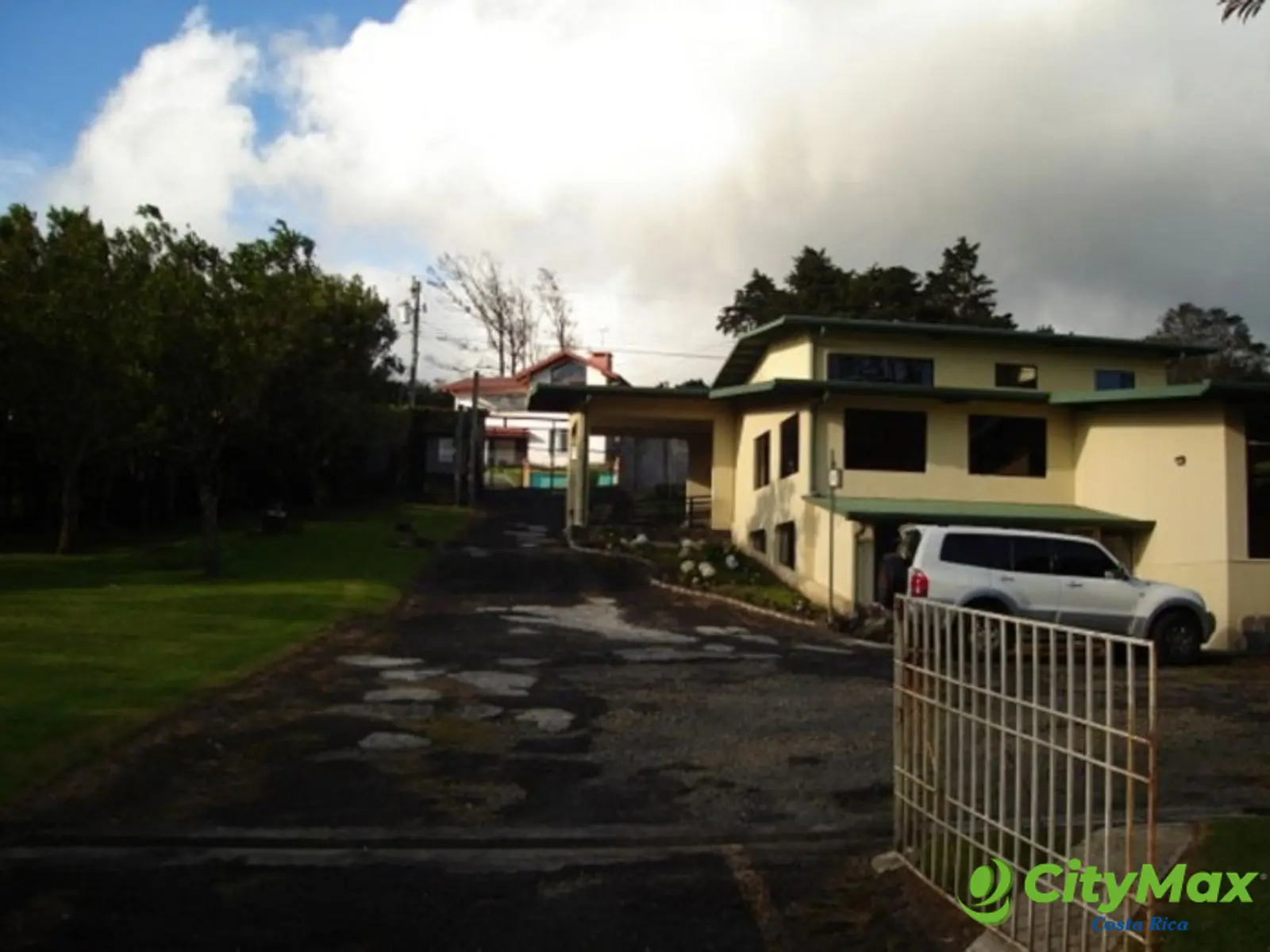 Se vende hermosa Finca en Angeles, San Rafael, Heredia - foto 3