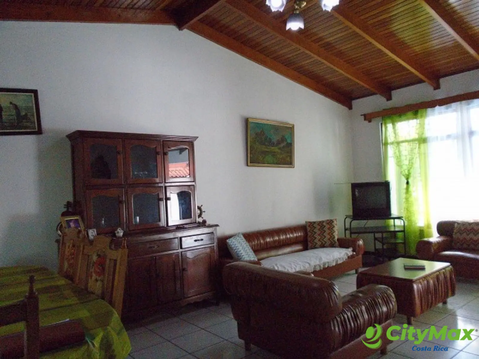 Casa en Venta en Alajuela Centro con Amplio Jardín - foto 21