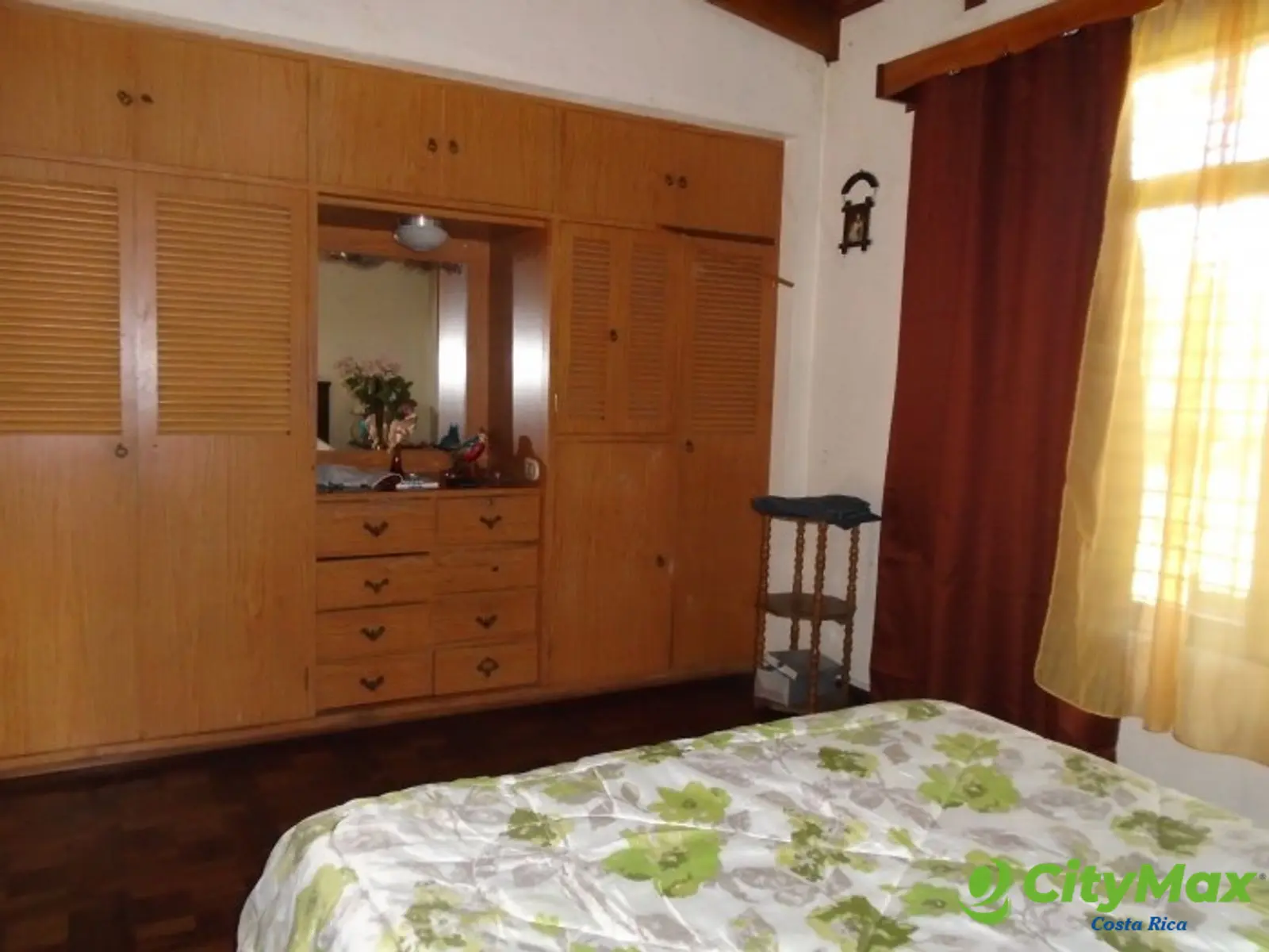Casa en Venta en Alajuela Centro con Amplio Jardín - foto 11