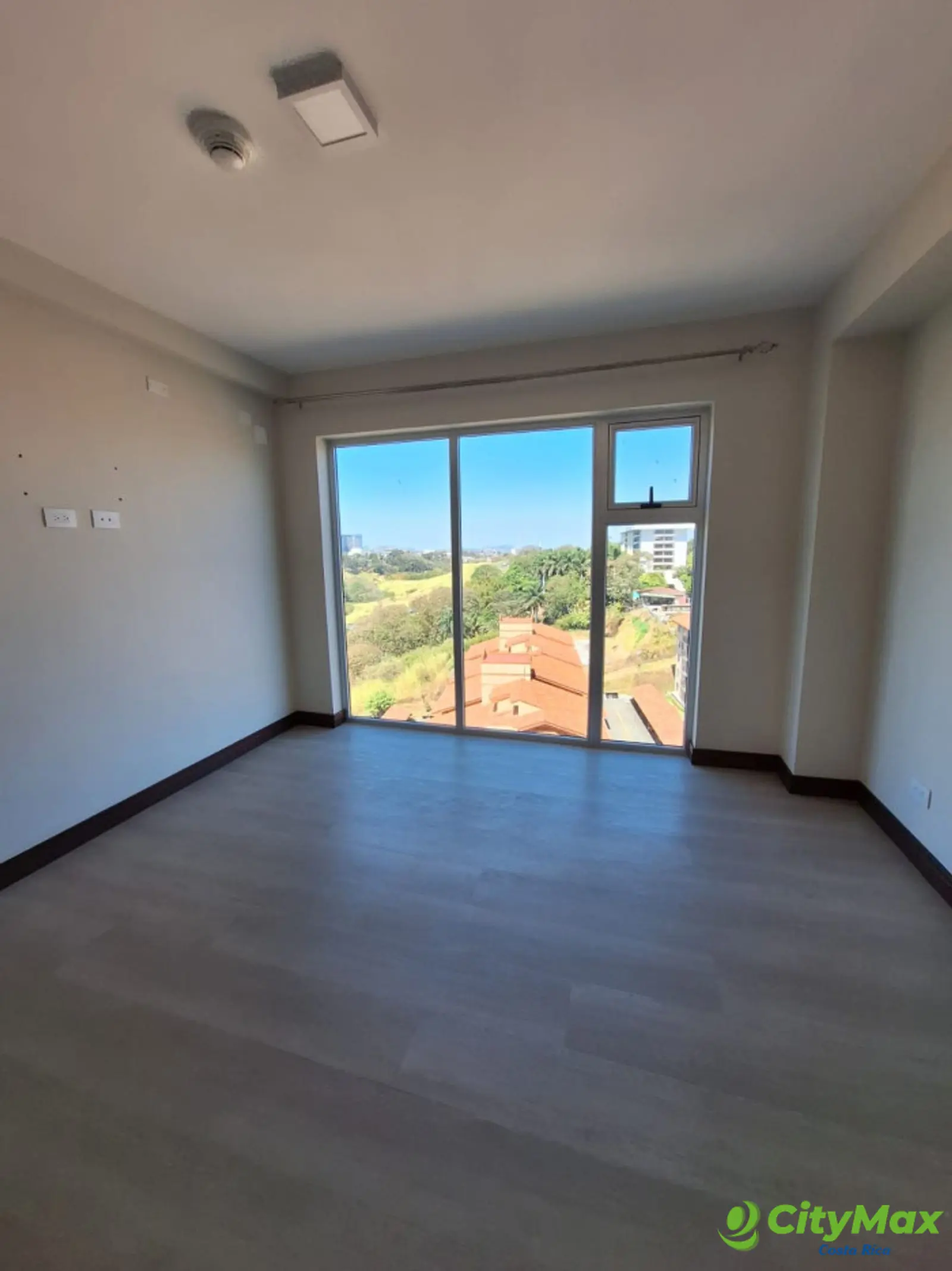 Apartamento en Renta en Condominio en la Uruca San José - foto 5