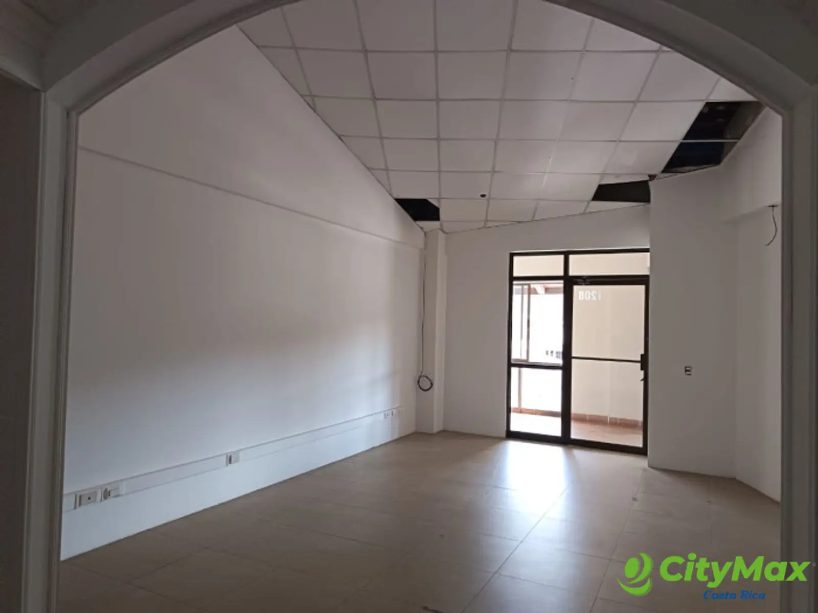 Local Comercial en Alquiler en Escazú San Rafael        - foto 2
