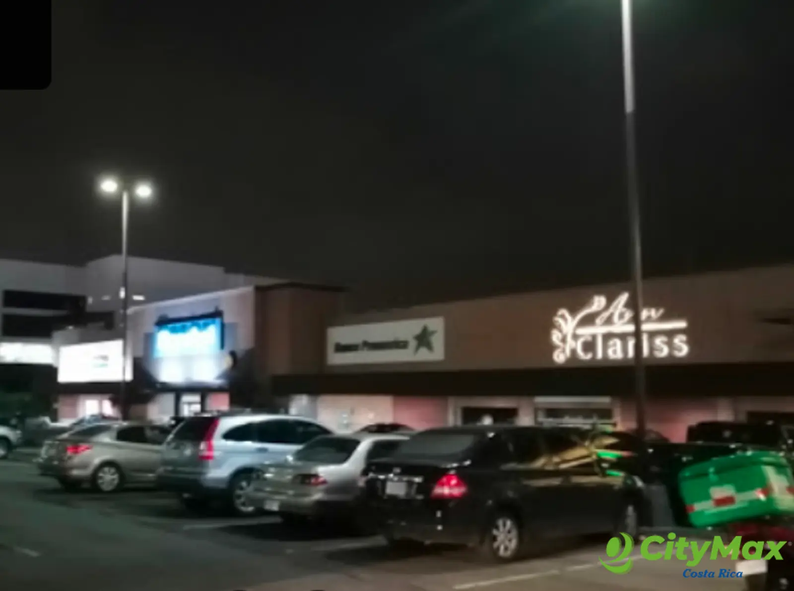 Amplio Local de 131m2 en Plaza Comercial en Heredia - foto 3