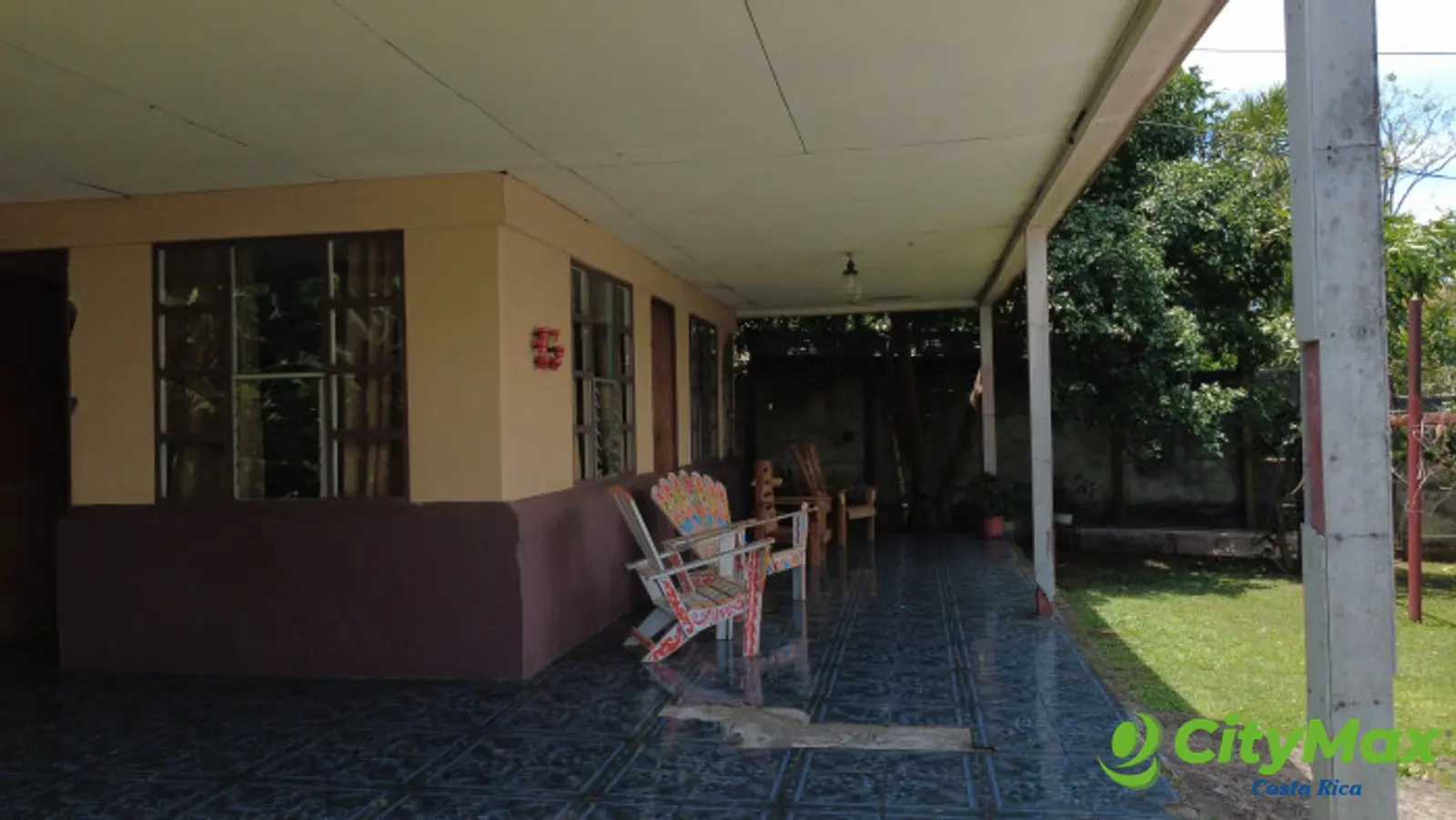 En Venta Amplia Casa En Santa Lucia De Heredia - Casa 2