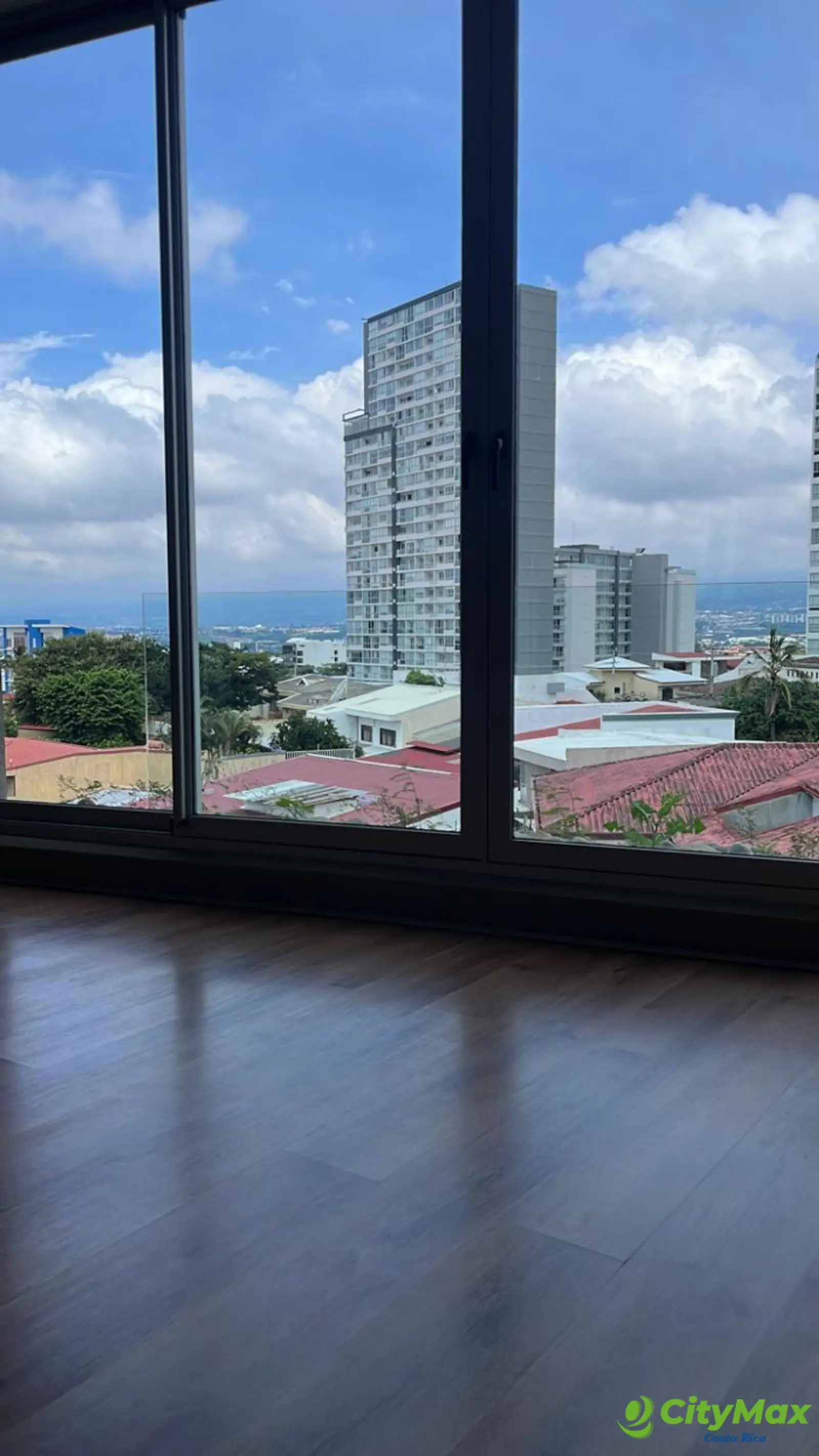 En Venta apartamento en Rorhmoser San Jose CR - foto 2