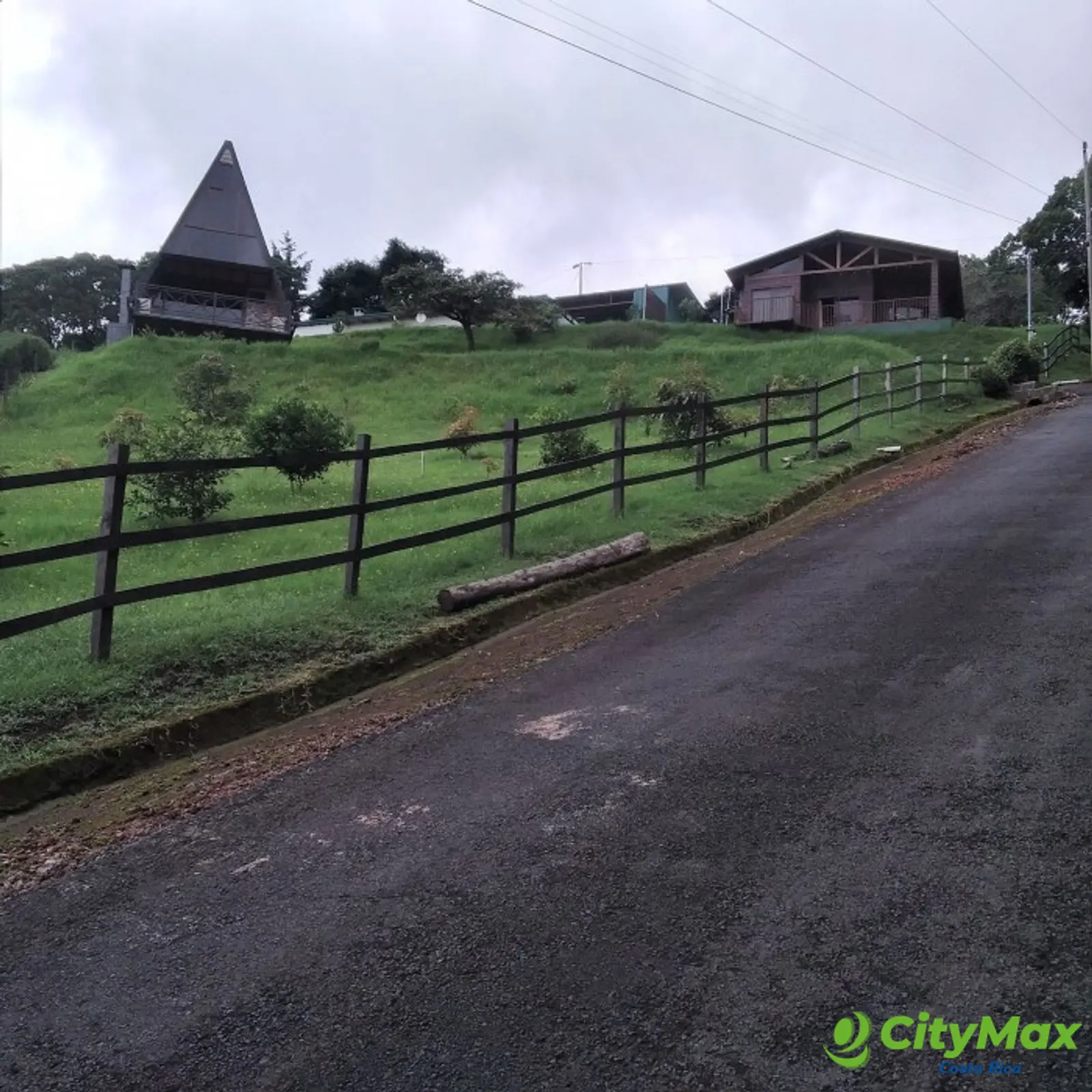 En venta quinta c/casa y cabañas faldas del volcán Poas - foto 2