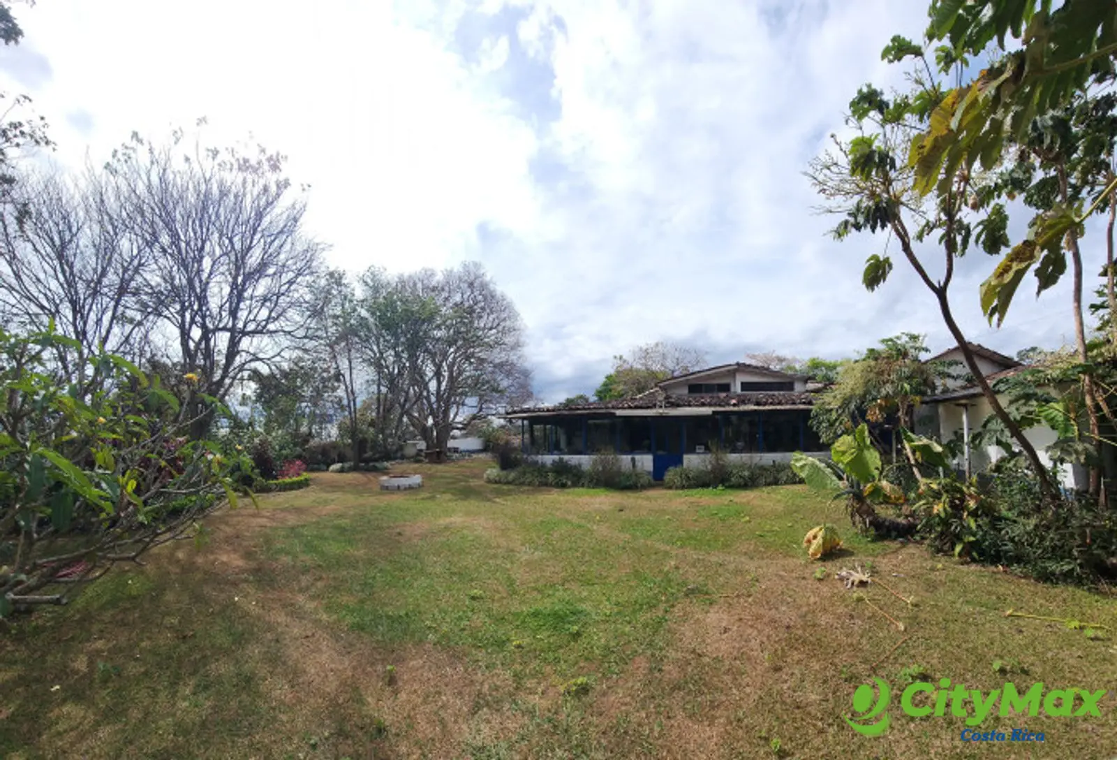 Terreno con Casa en Venta en Santa Rosa, Santo Domingo  - foto 3