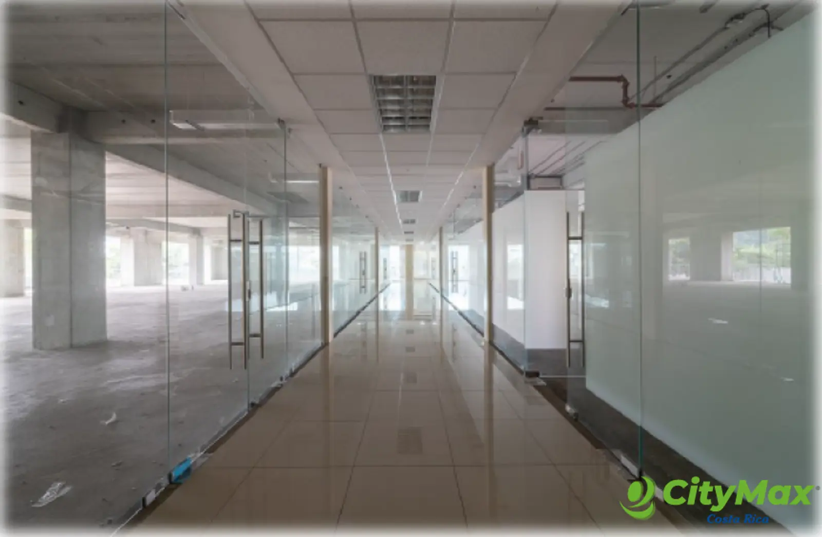 Local u Oficina Alquiler en Centro Corporativo Cartago  - foto 5