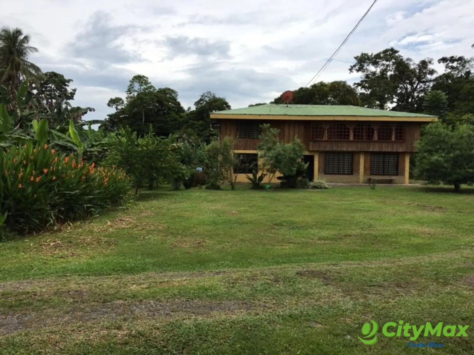 Gran Propiedad en Pocora Limón Ideal para Inversión - foto 2
