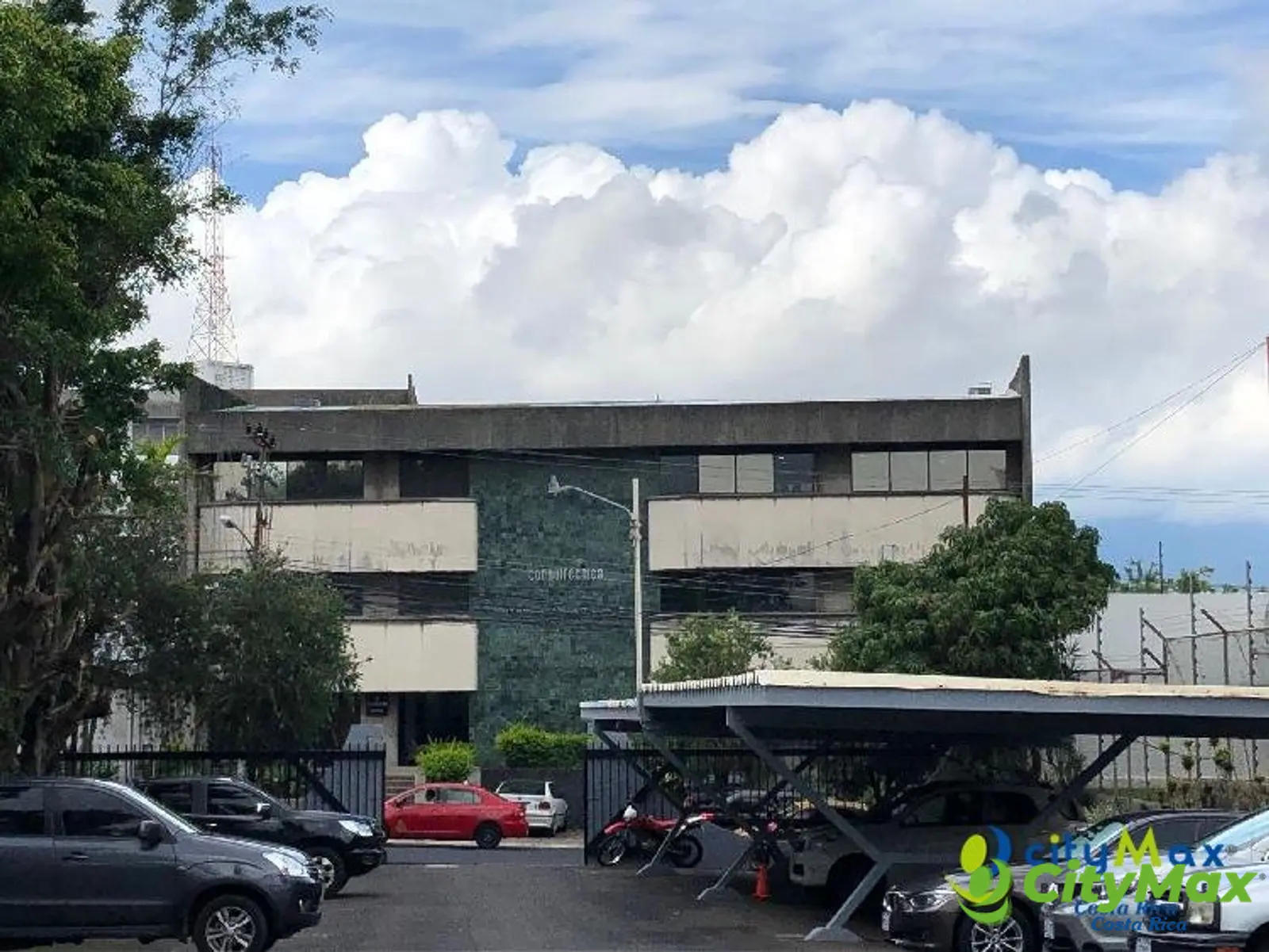 Oficina en Renta cerca Centro Comercial El Pueblo - foto 6