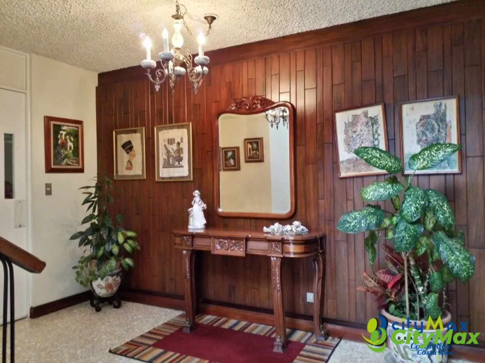 Casa en Venta en Paseo Colón - foto 2