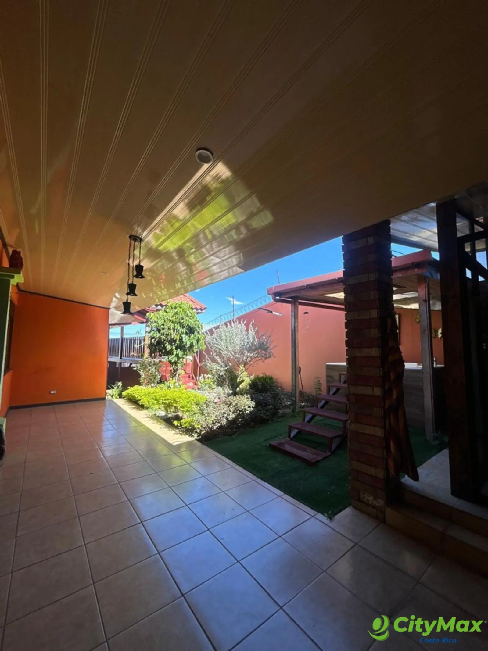 Venta de hermosa casa en Heredia Mercedes Norte  - foto 17
