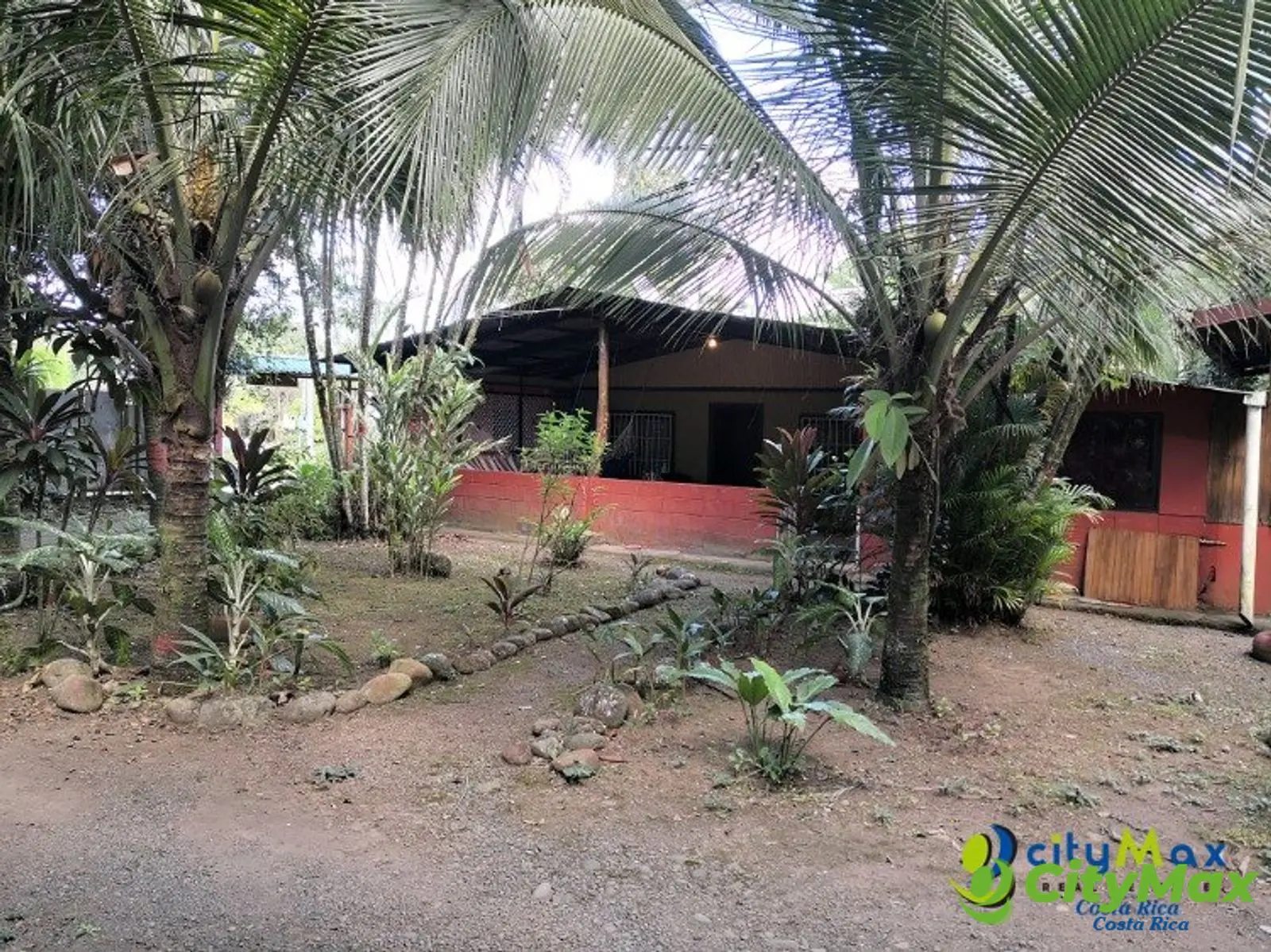 Finca Exclusiva en Venta Toro Amarillo de Guápiles - foto 2