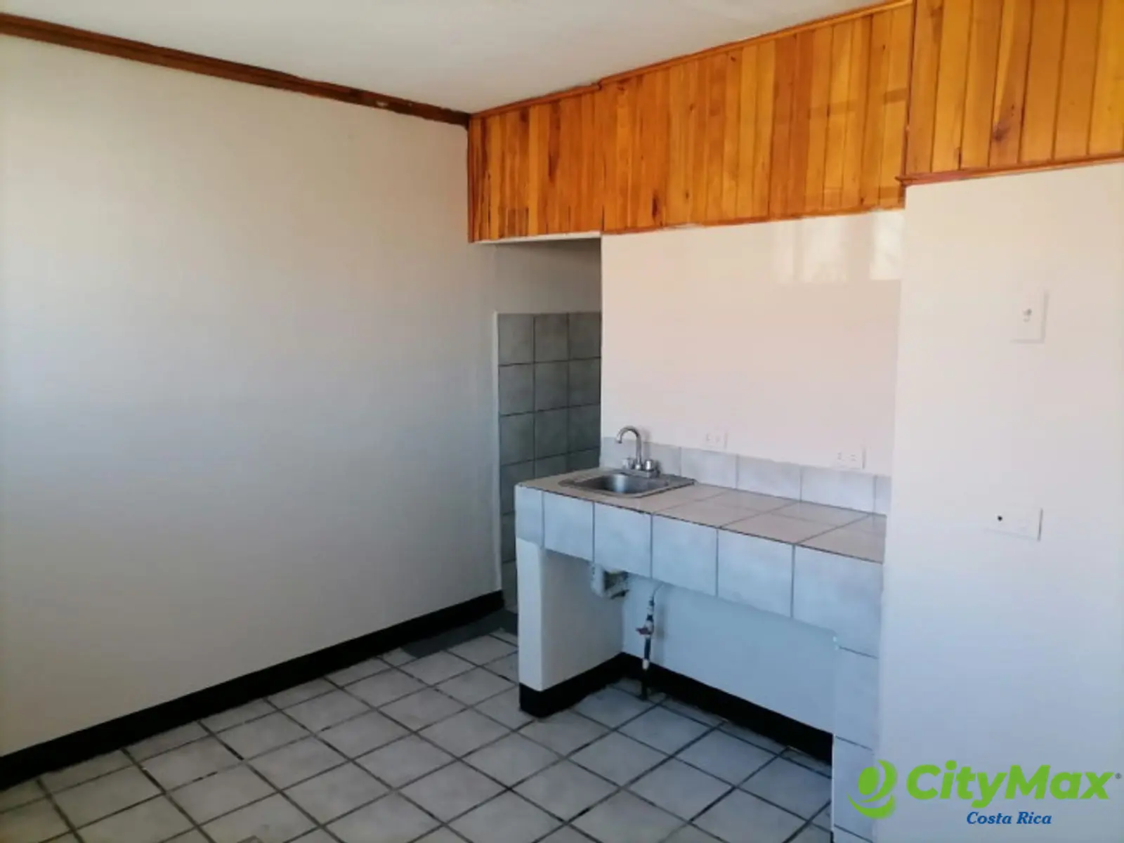 En venta local comercial y Apartamento en Heredia CR - foto 15