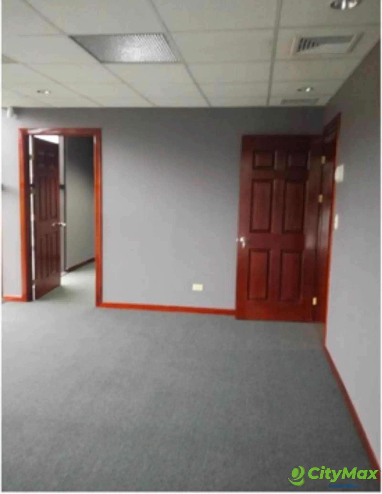Oficina en alquiler de 206 m² en Oficentro en Escazú - foto 2