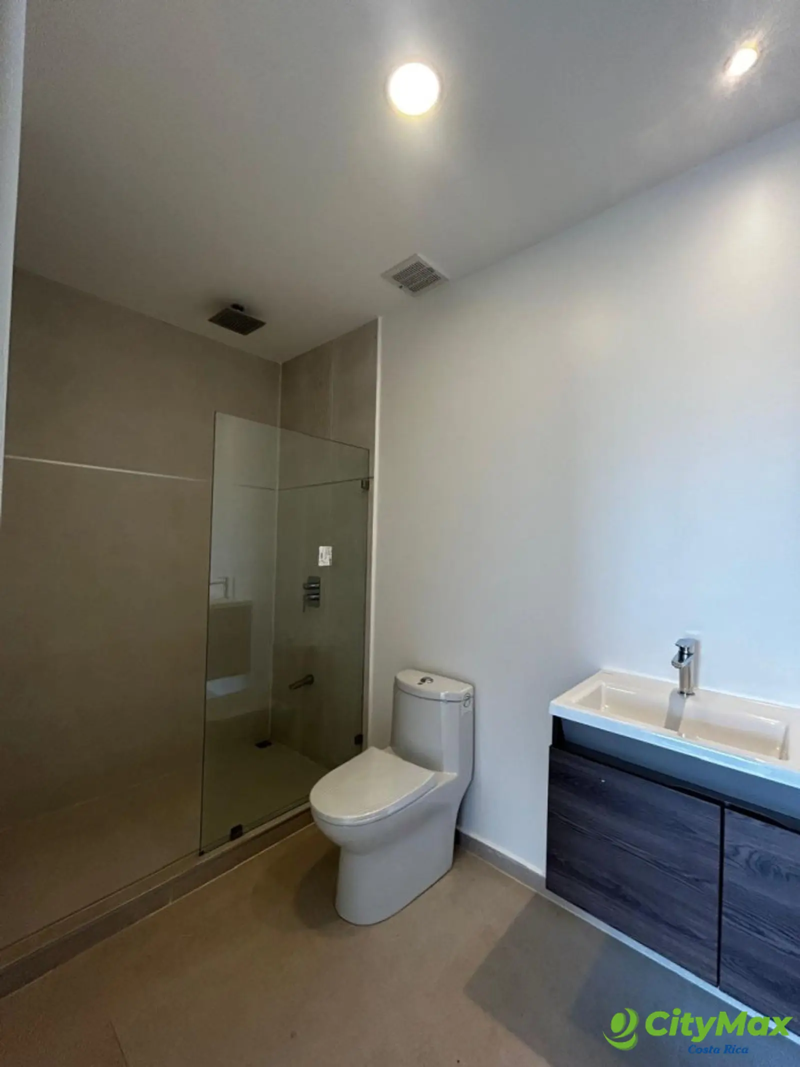 Apartamento en Venta en Jaco en exclusivo Condominio - foto 5