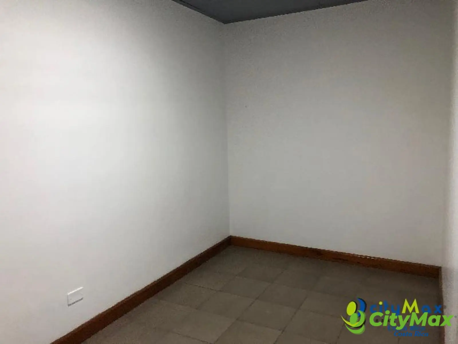 Oficina en Alquiler en San José calle blanco Tibas  - foto 2