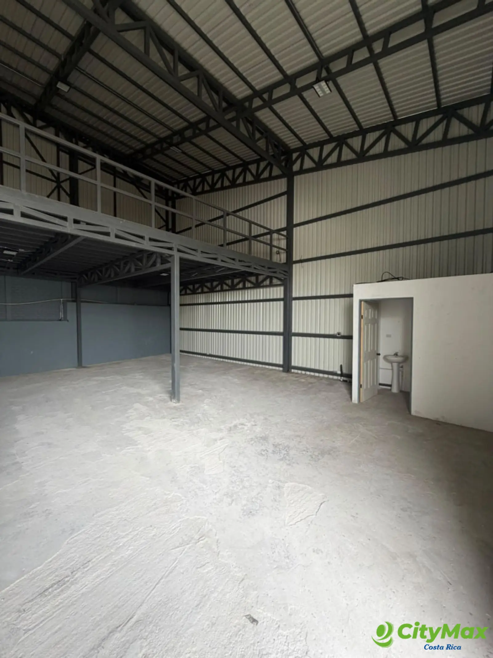 Bodega de 136m2 en renta en Radial de Belén en Heredia - foto 6
