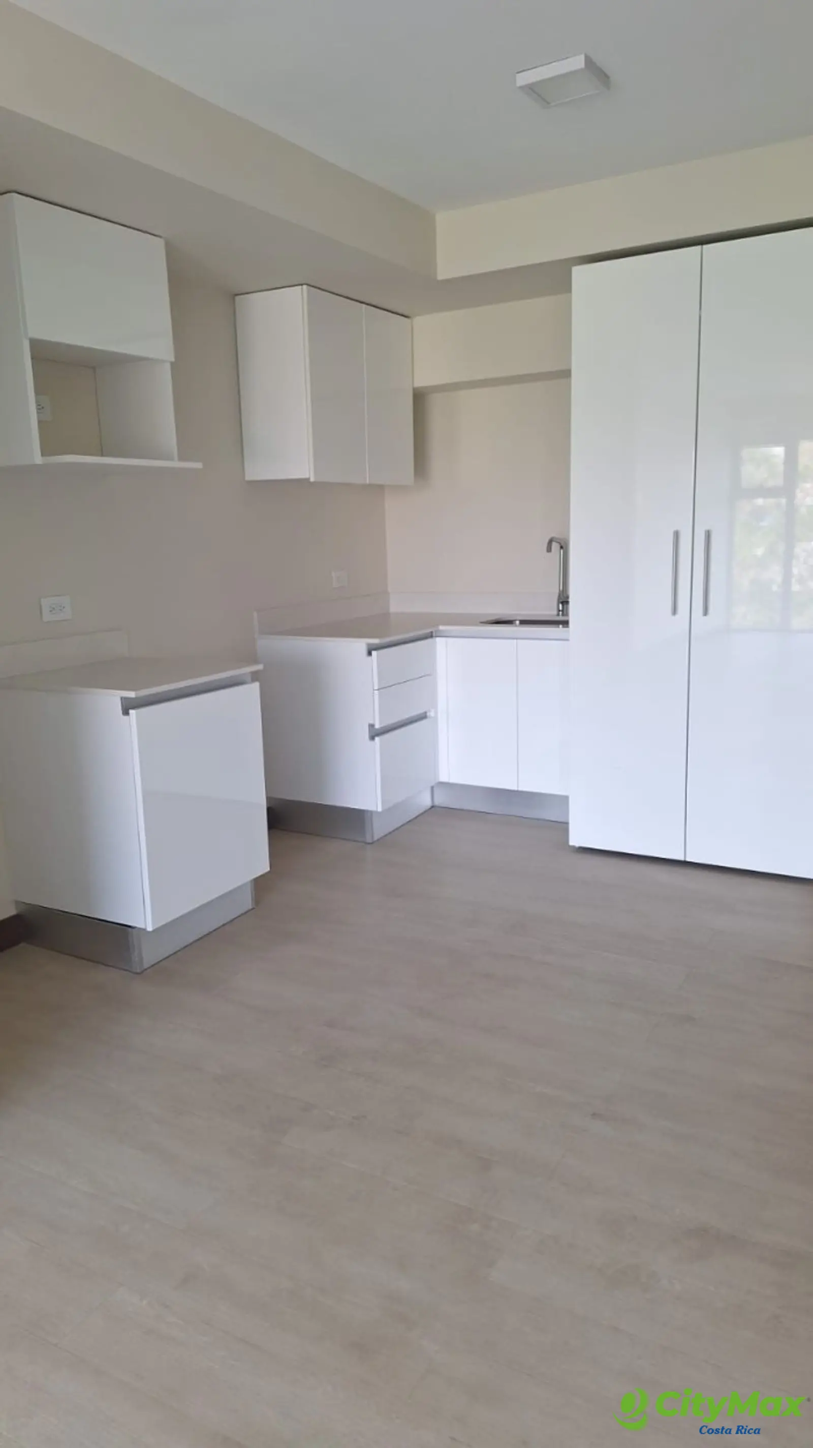 Apartamento Semiamueblado en venta Condominio, la Uruca - foto 4
