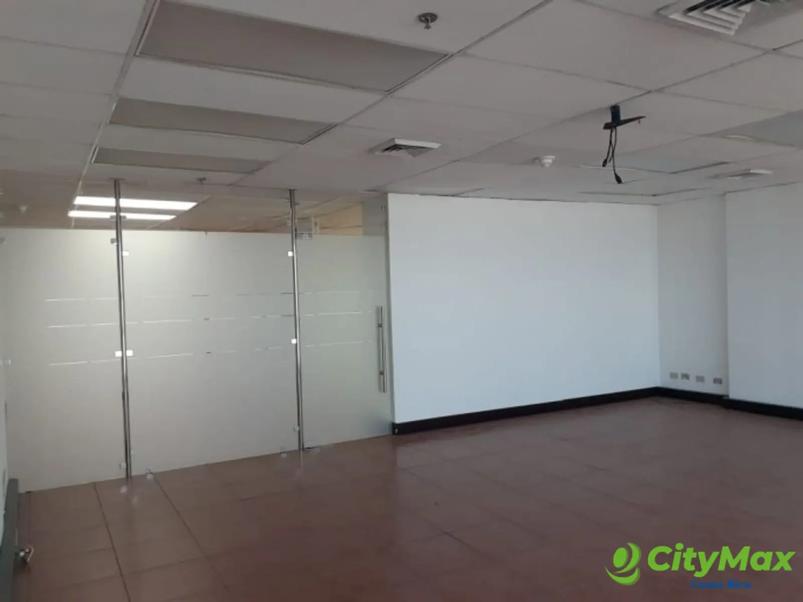 Amplia Oficina en Alquiler en Centro de San Jose CR - foto 5