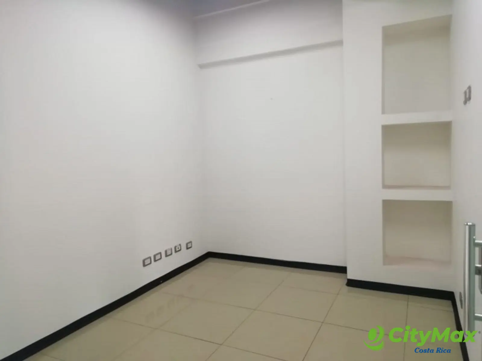 Cómodas Oficinas en Alquiler en San Rafael de Escazú - foto 9
