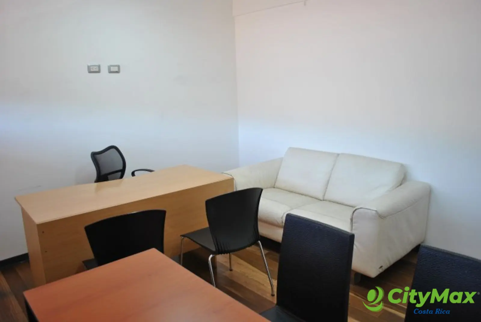 Cómodas Oficinas en Alquiler en San Rafael de Escazú - foto 7
