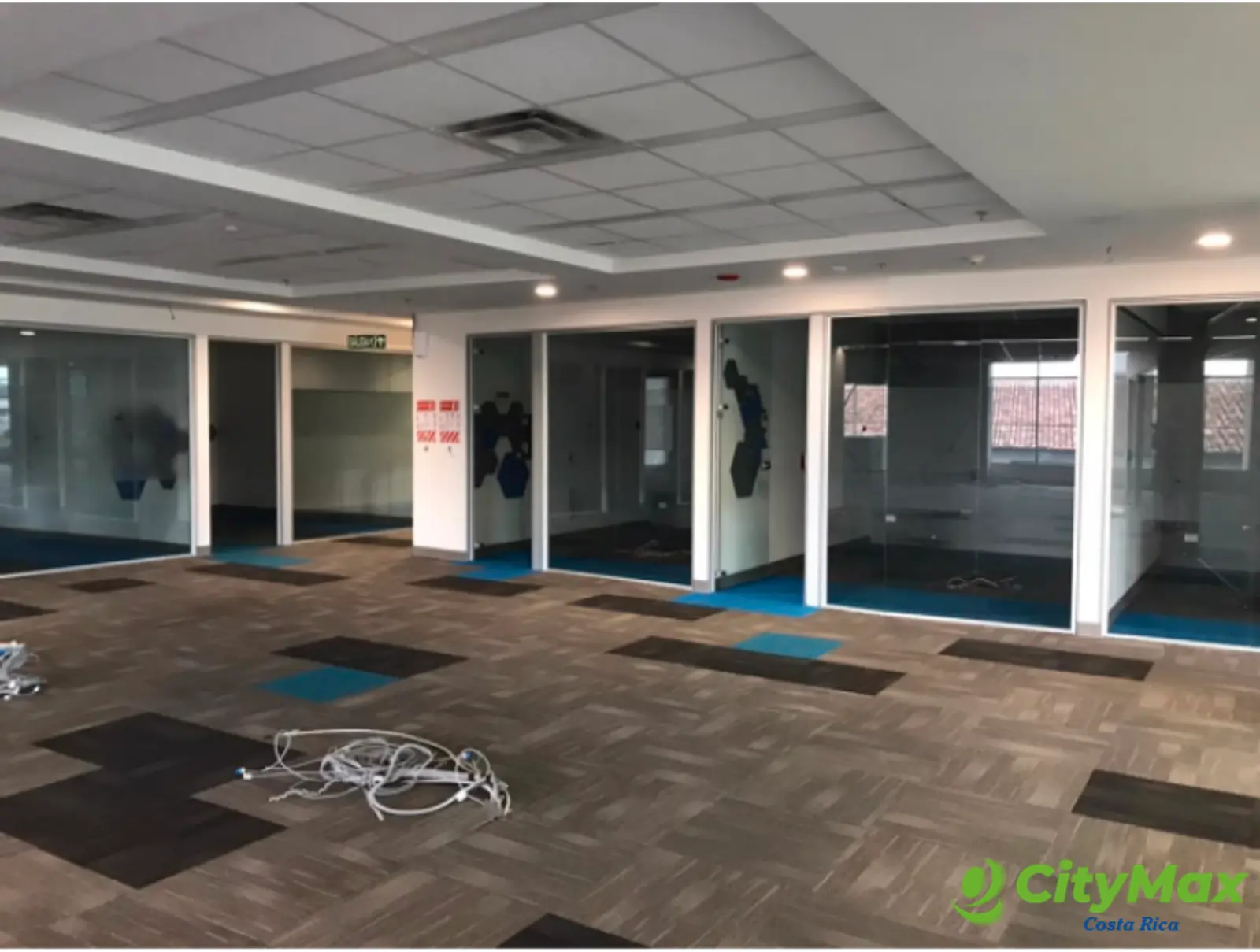 Amplia Oficina En Alquiler de 1650m² en Belén SJO - foto 4