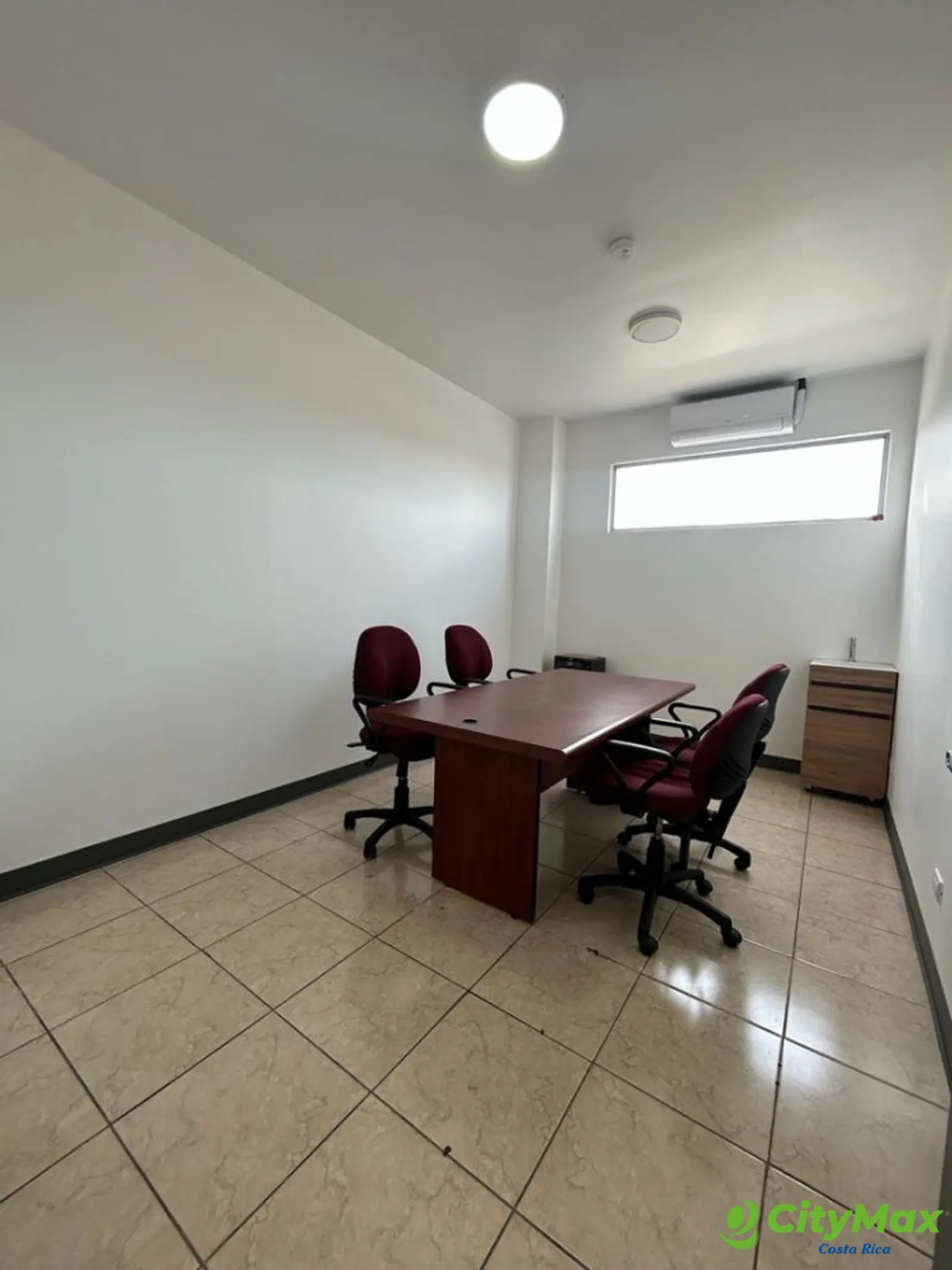 Edificio Corporativo de 690 m2 en Renta en La Uruca SJ. - foto 4