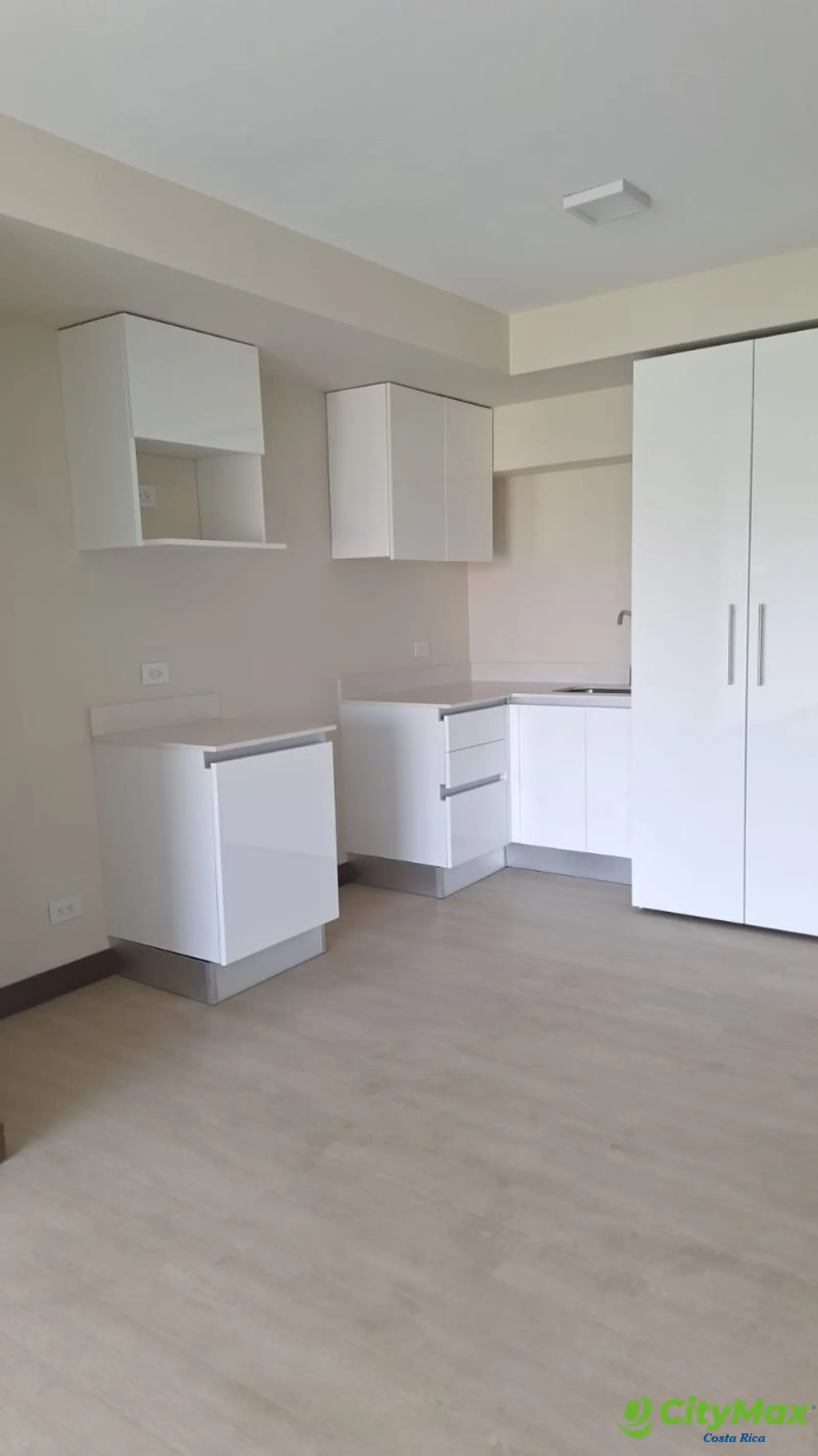 Apartamento Semiamueblado en venta Condominio, la Uruca - foto 9