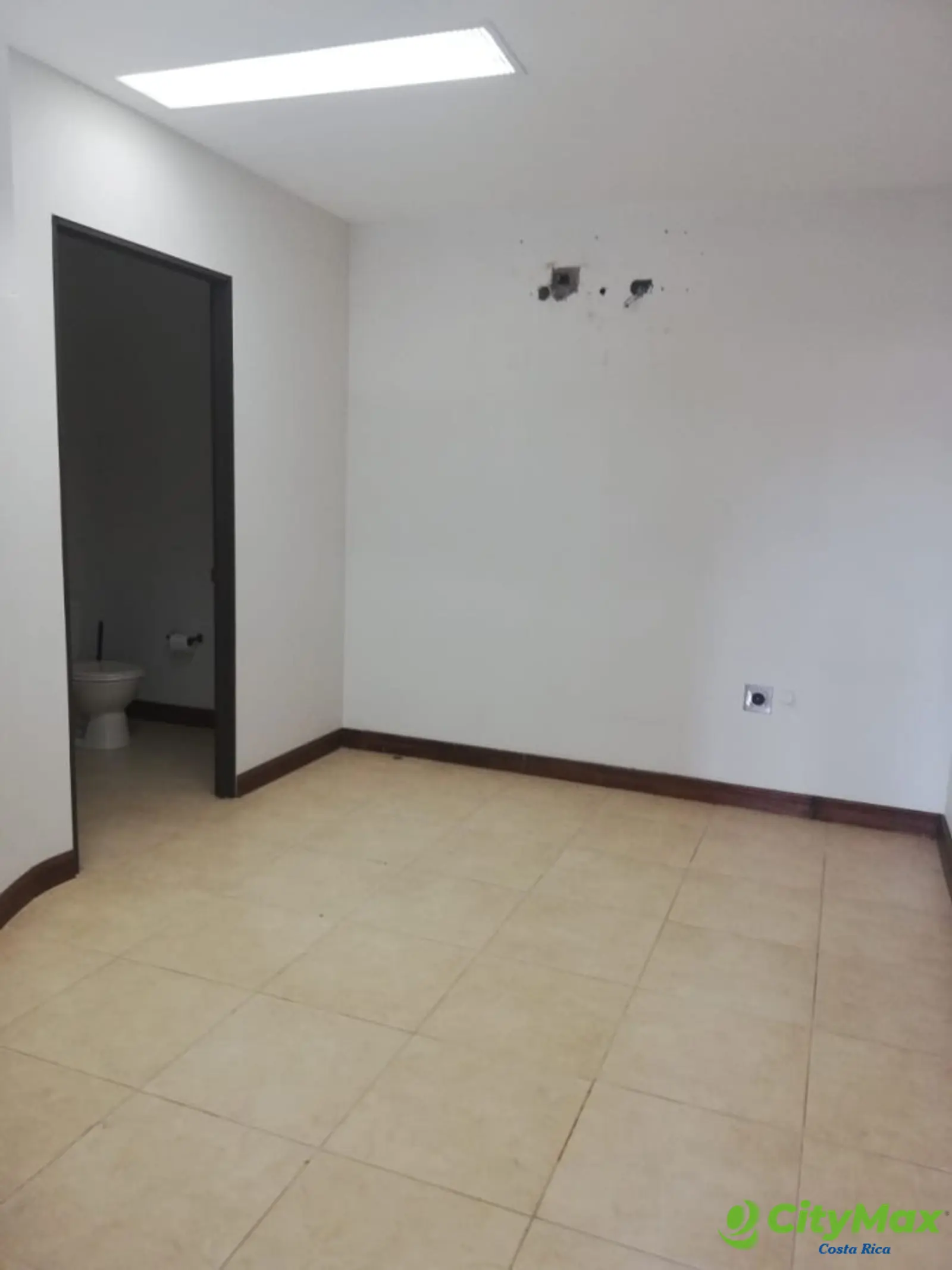 Se alquila local comercial en Centro Medico, Belén - foto 3